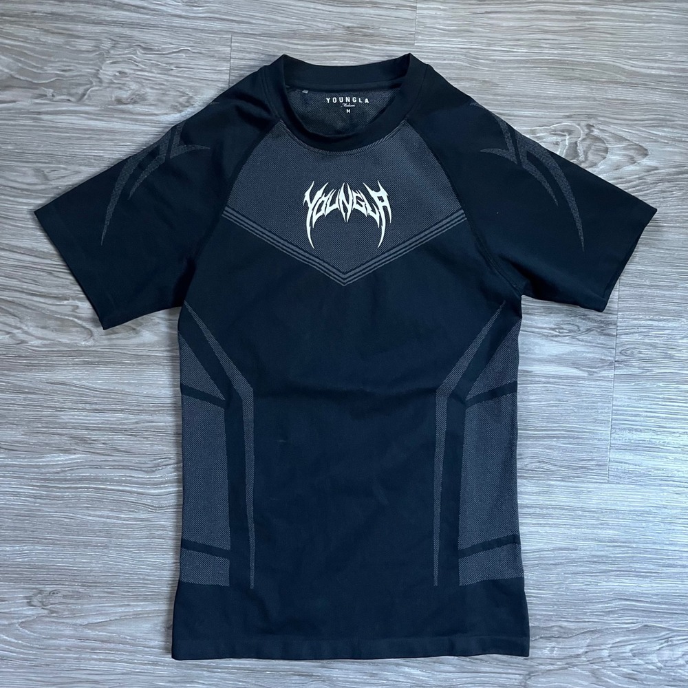 YoungLA Men Compression Shirt Black Short Sleeve Gym Athletic Training Top Sz M